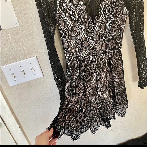 Hello molly romper - Picture 2 of 4